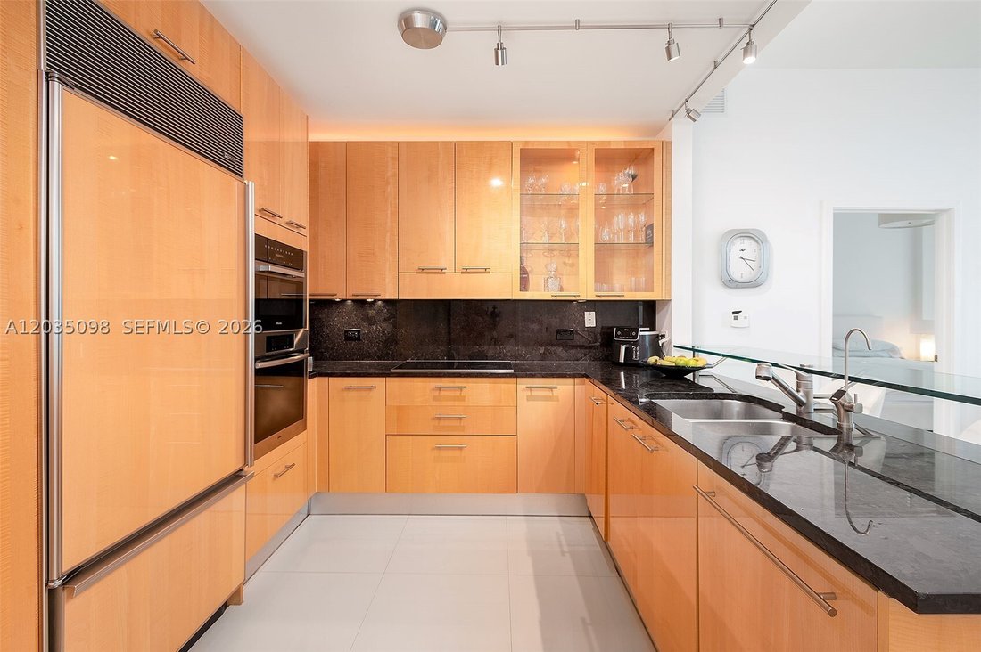 Condo in Miami Beach, Florida, United States 4 - 18145513