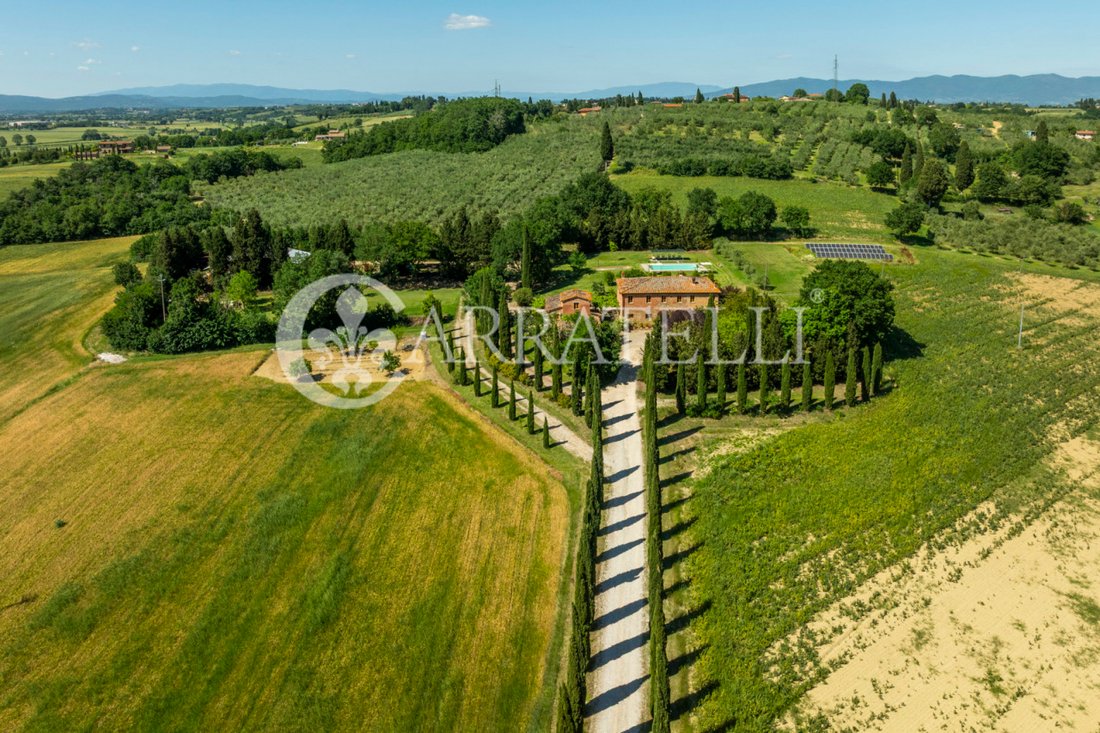 Country House in Foiano della Chiana, Tuscany, Italy 1 - 18150300
