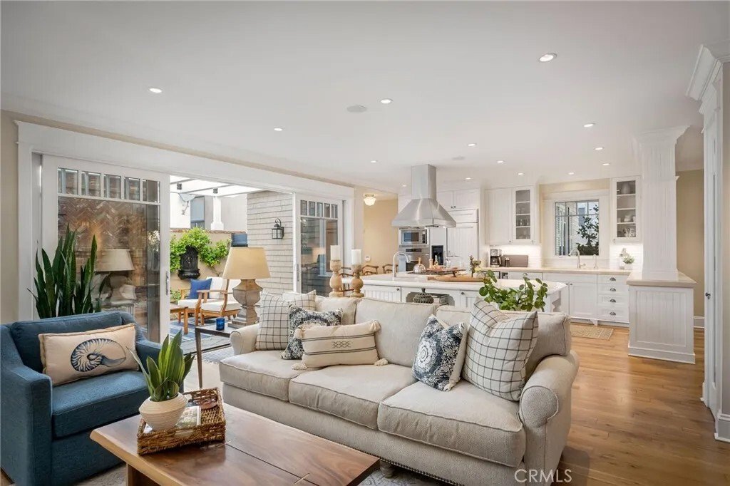 House in Signal Hill, California, United States 2 - 18144875