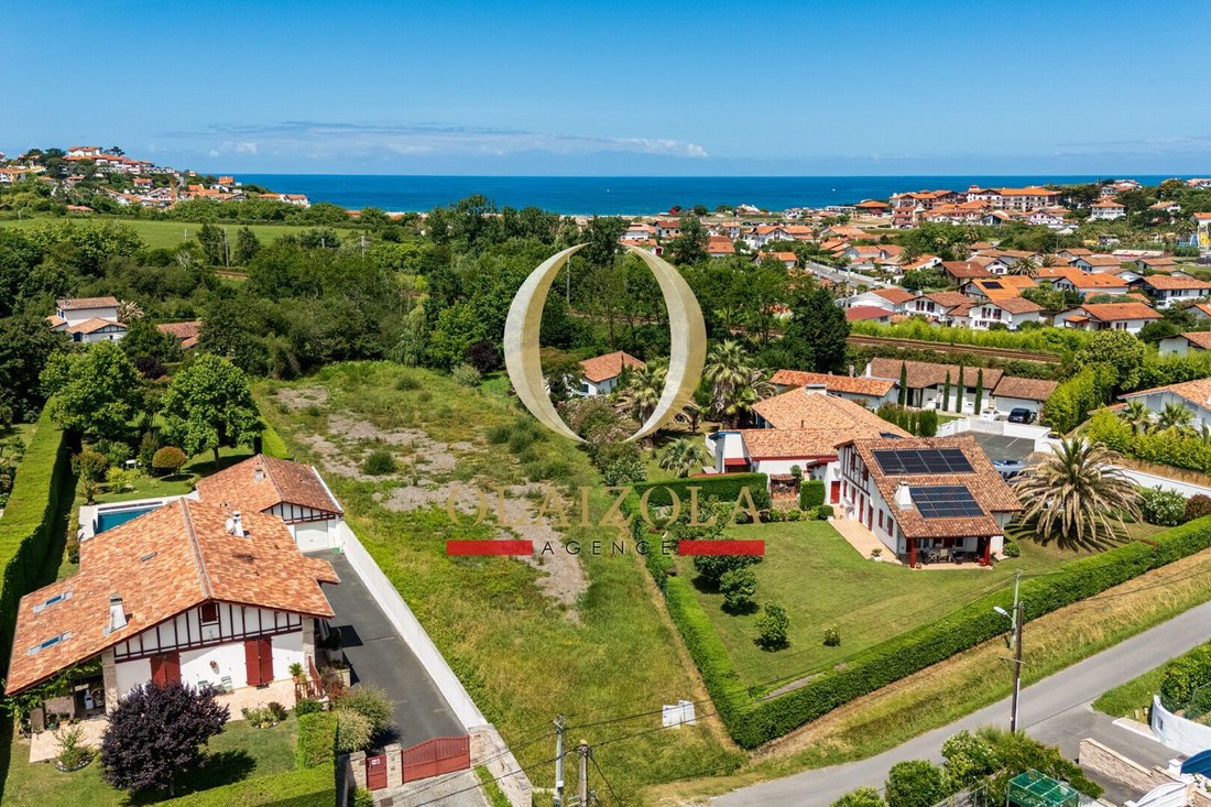 Land in Bidart, Nouvelle-Aquitaine, France 1 - 18148598