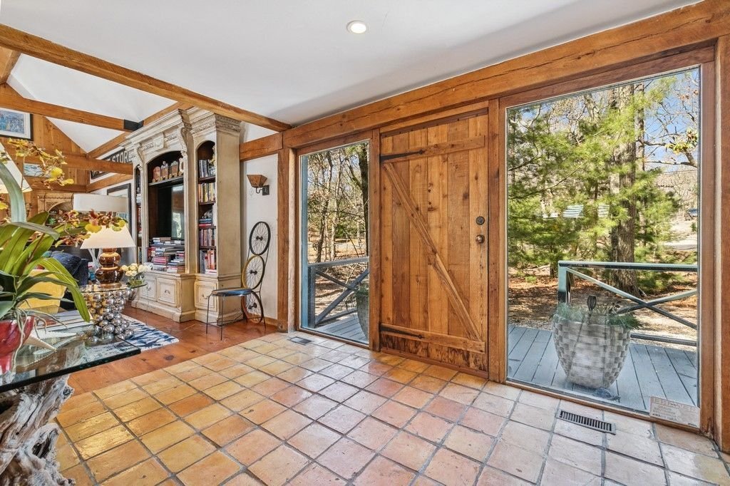 East Hampton, New York, United States 5 - 18145921