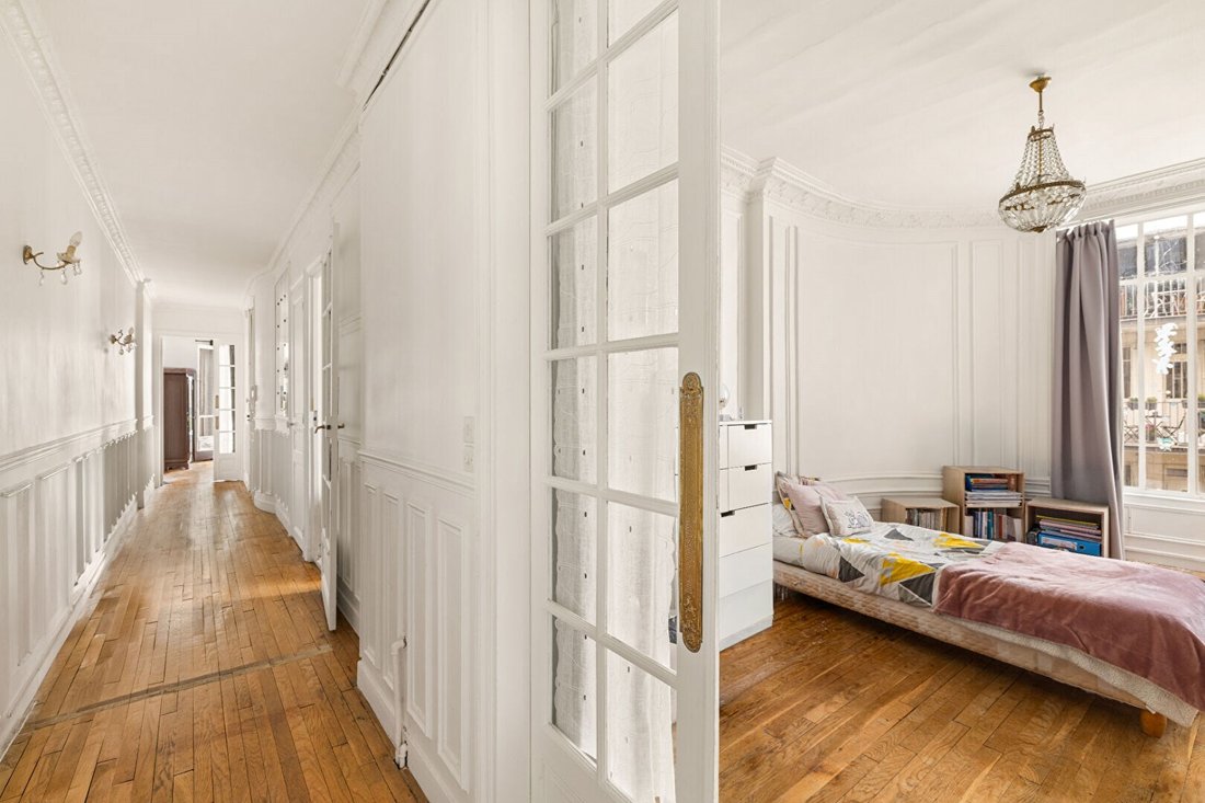 Apartment in Palais Royal, Paris 1er Arrondissement, Paris 4 - 18146208
