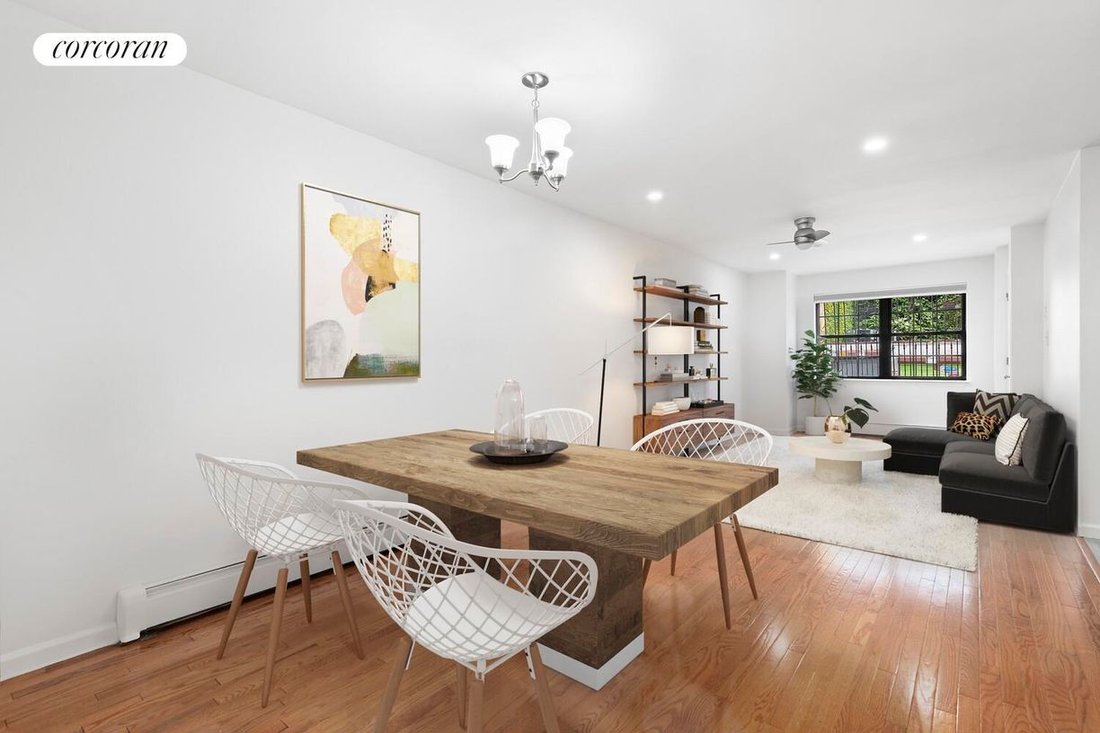 House in New York, New York, United States 2 - 18146010