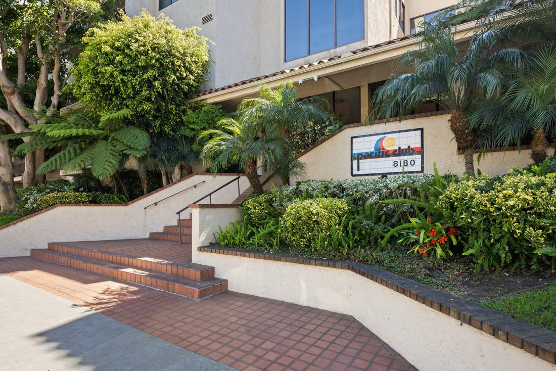 Condo in Los Angeles, California, United States 2 - 18149878