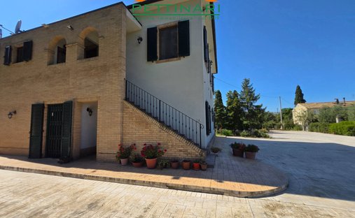 Villa in Potenza Picena, Marche, Italy 1