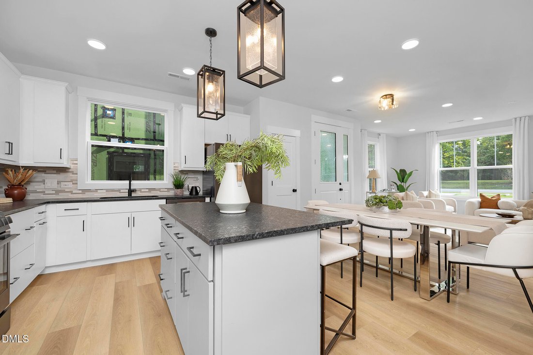 Townhouse in Fuquay-Varina, North Carolina, United States 3 - 18149279