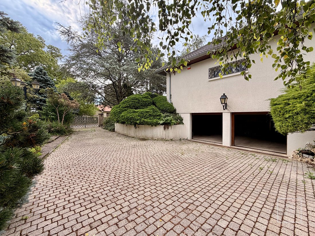 House in Écully, Auvergne-Rhône-Alpes, France 2 - 18148902