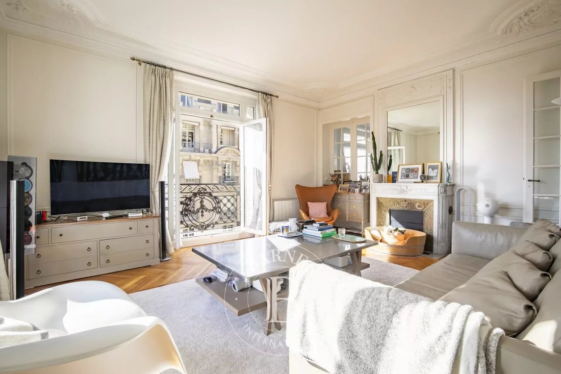 Apartment in Gros Caillou, Paris 7e Arrondissement, Paris 5 - 18150391