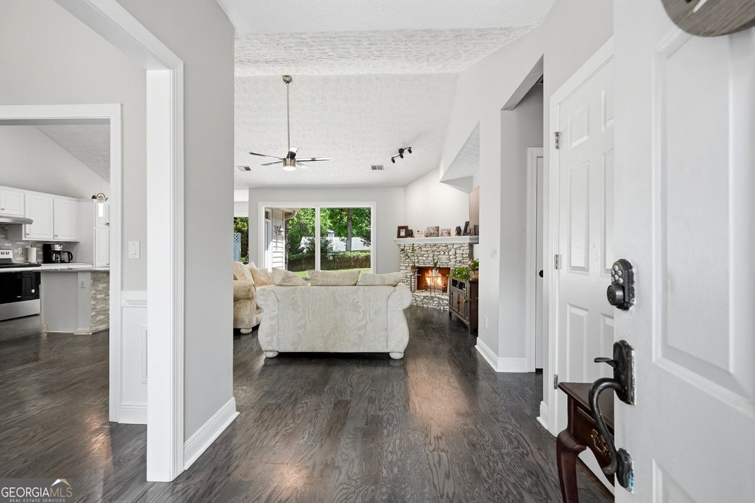House in Buford, Georgia, United States 3 - 18149446
