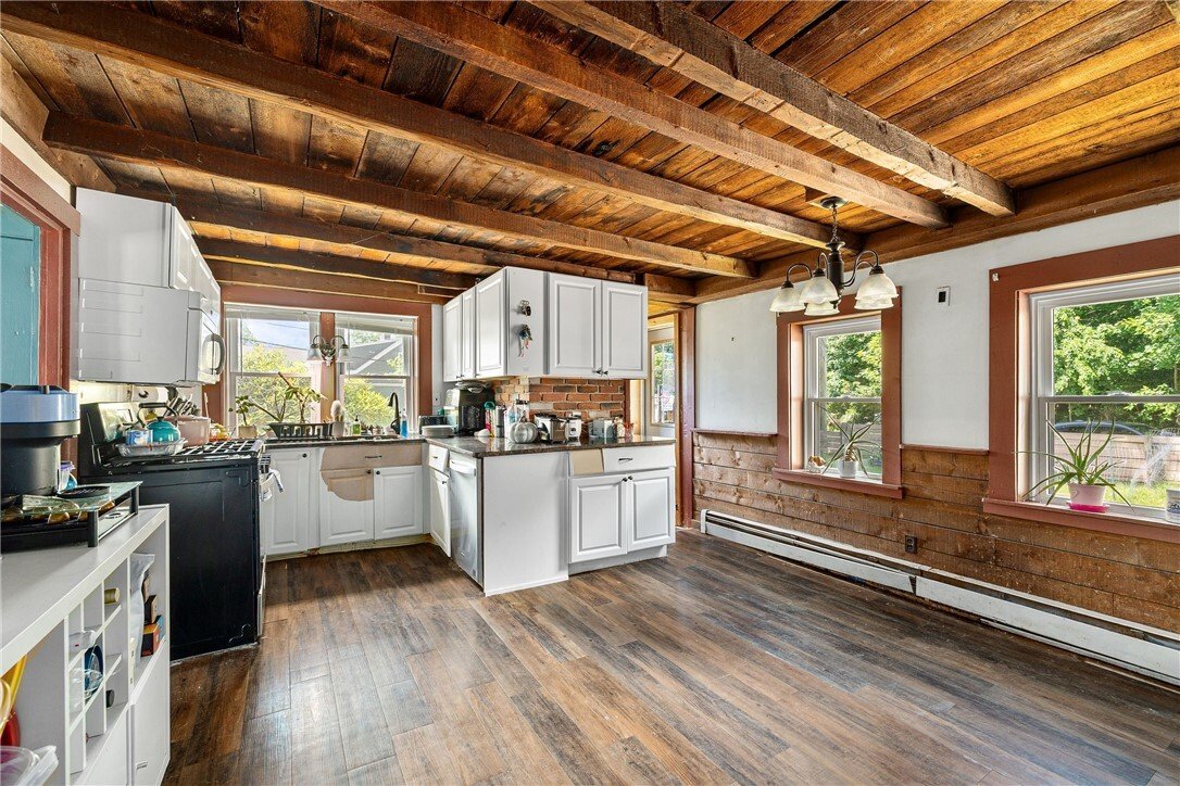 House in Cumberland, Rhode Island, United States 3 - 18147896