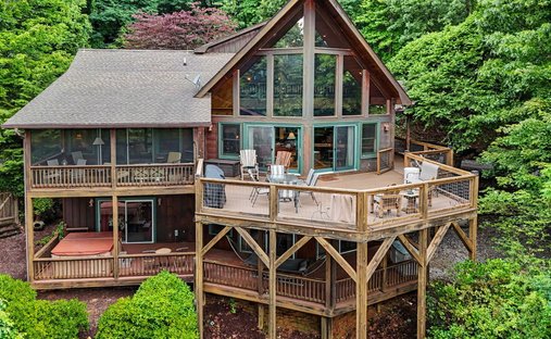 House in Lakemont, Georgia, United States 1
