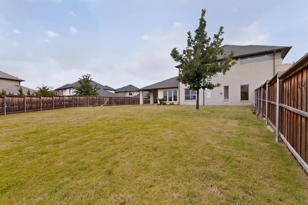 House in Frisco, Texas, United States 5 - 18150072