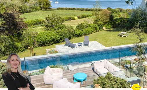 Villa in Baden, Brittany, France 1