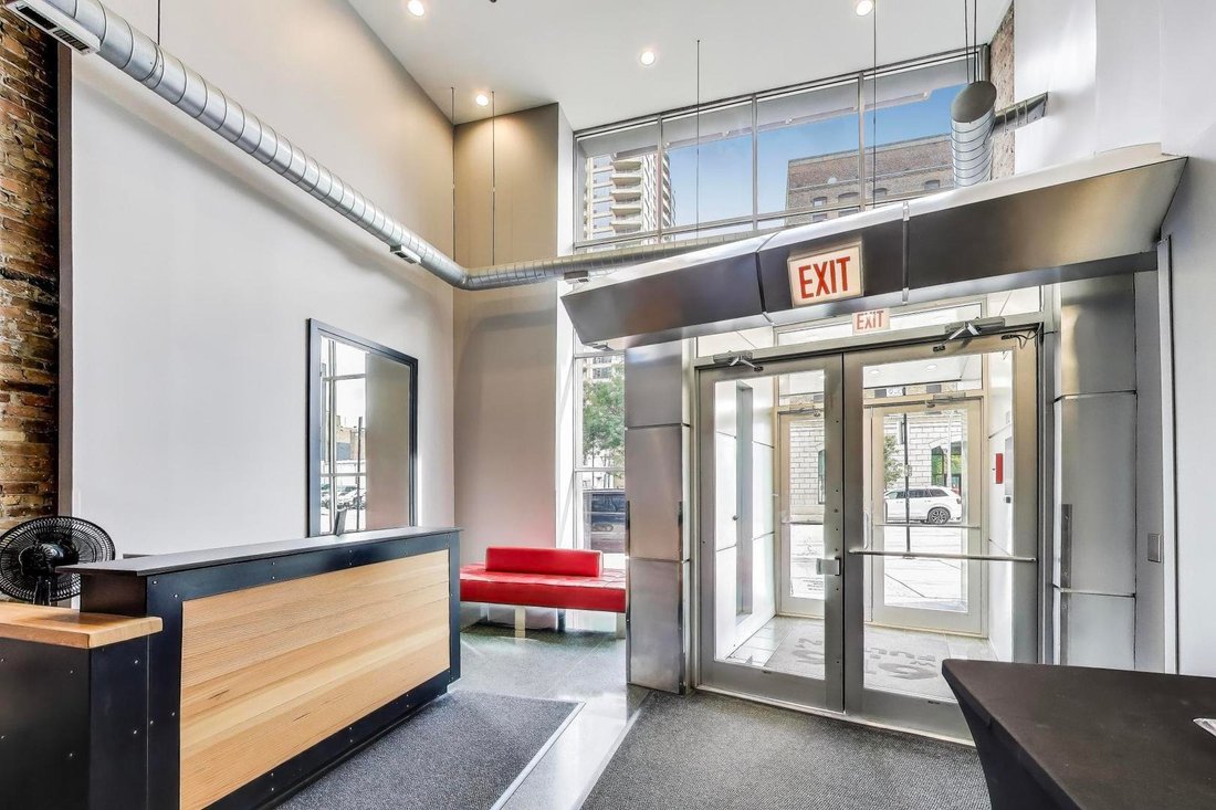 Condo in Chicago, Illinois, United States 3 - 18149293