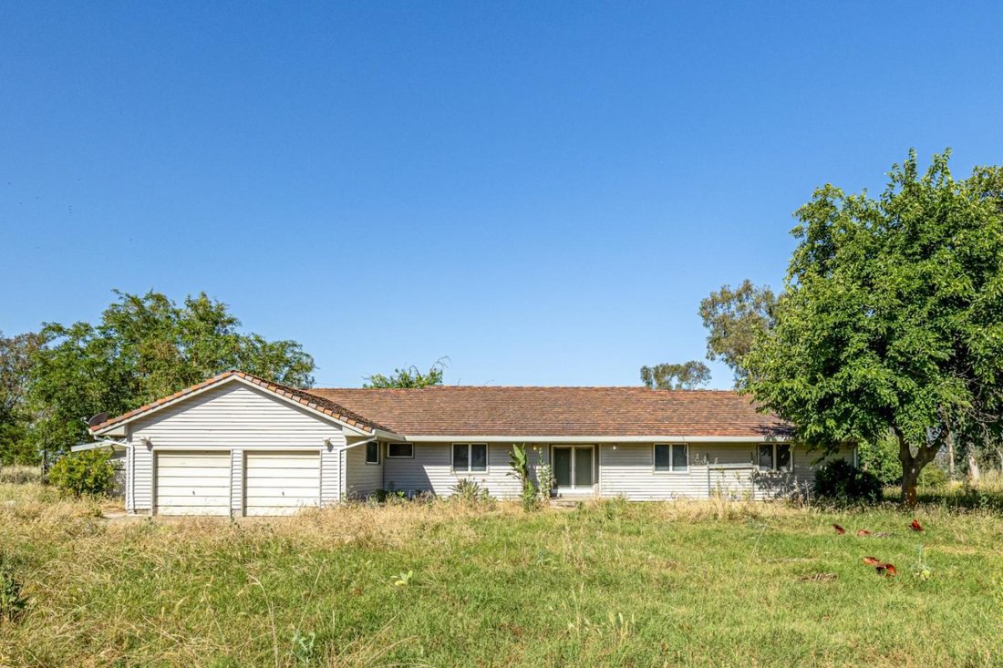 Townhouse in Pleasant Grove, California, United States 1 - 18148214