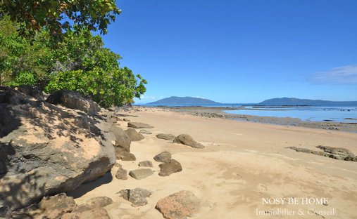 Villa in Nosy Faly, Diana, Madagascar 1