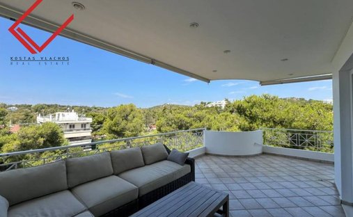 House in Vouliagmeni, Attica, Greece 1