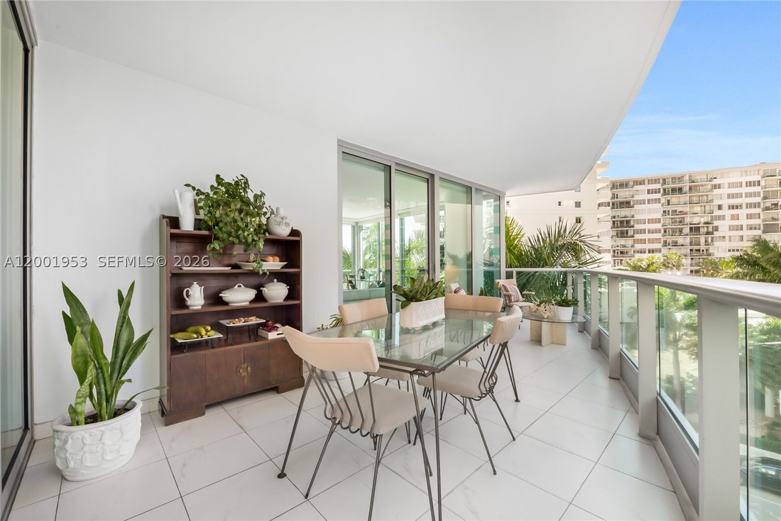 Condo in Miami, Florida, United States 5 - 17738047