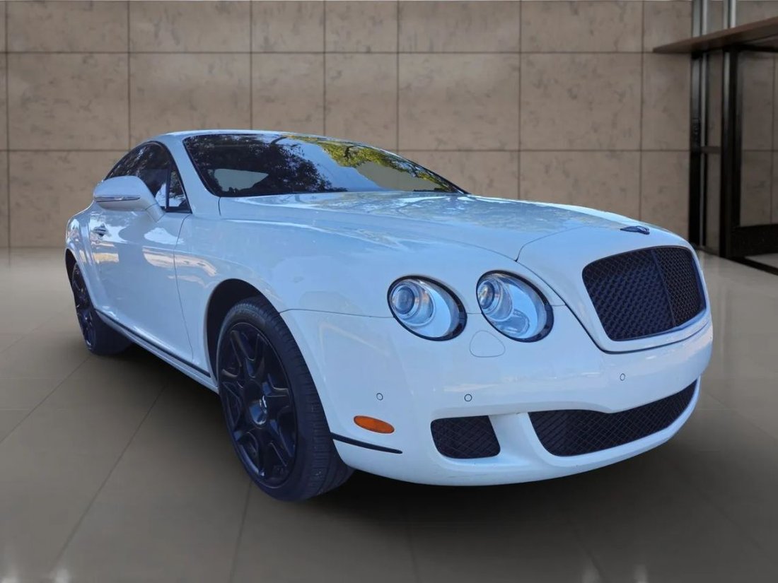 Coupe in Fullerton, CA, United States 3 - 18147002