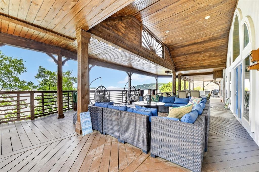 House in Granbury, Texas, United States 3 - 17529168