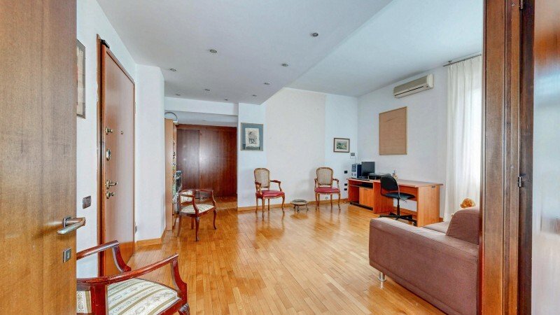 Apartment in Segrate Centro, Milano San Felice, Lombardy 1 - 18148336