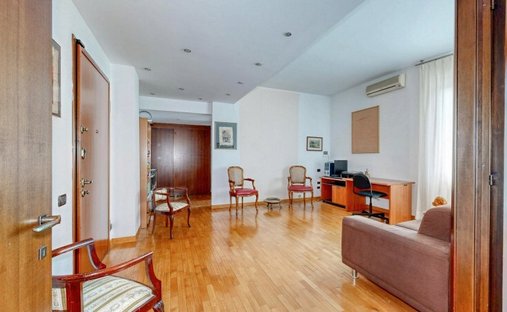 Apartment in Segrate Centro, Milano San Felice, Lombardy 1