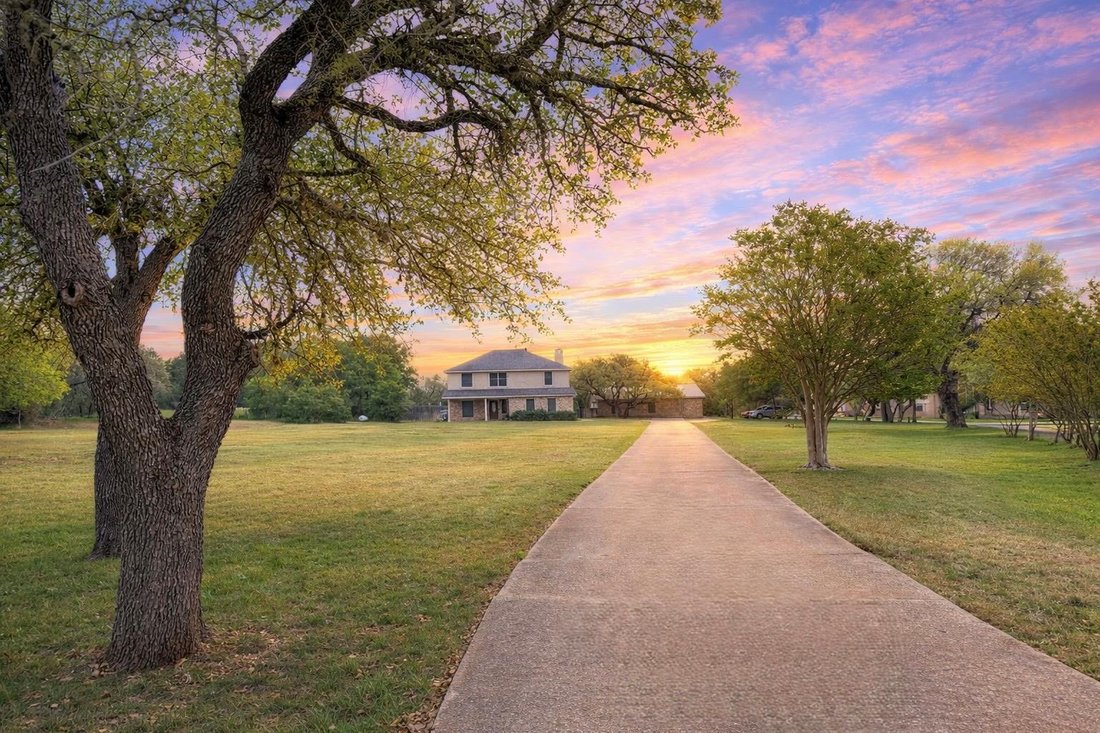 House in Buda, Texas, United States 1 - 18148016