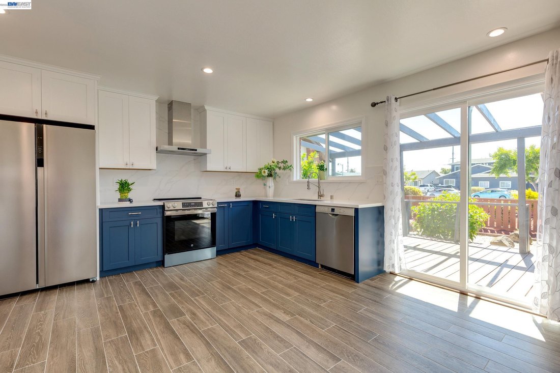 House in Alameda, California, United States 3 - 18148252