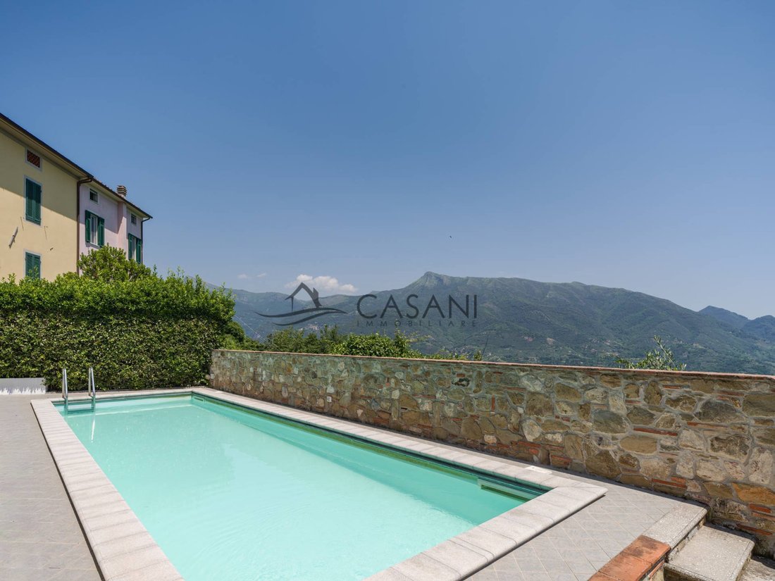House in Camaiore, Tuscany, Italy 5 - 18150953