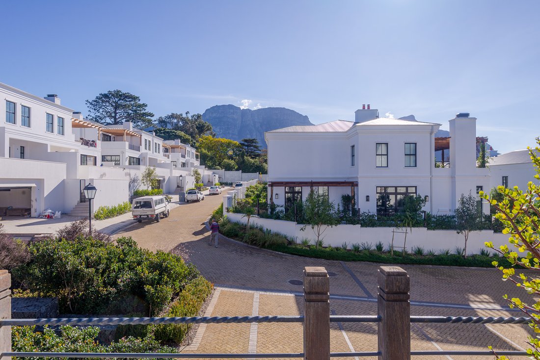 Apartment in Claremont, Cape Town, South Africa 1 - 18150596