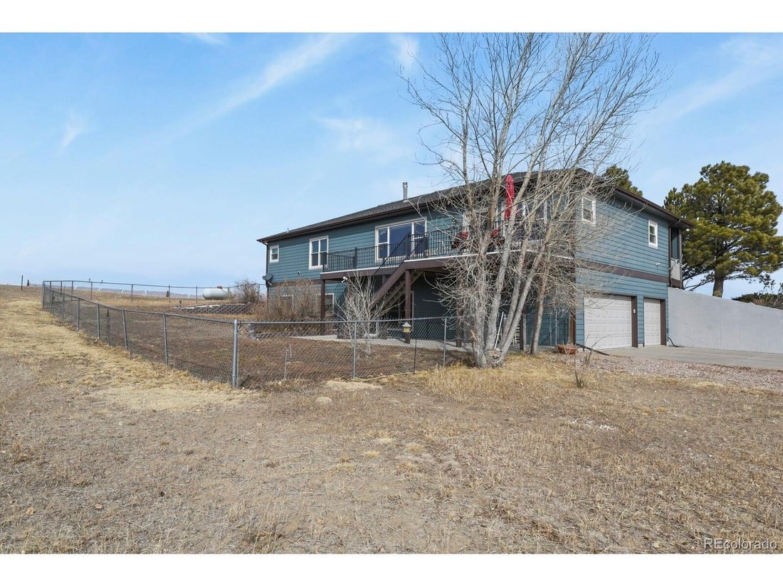 Farm Ranch in Elizabeth, Colorado, United States 3 - 18149116