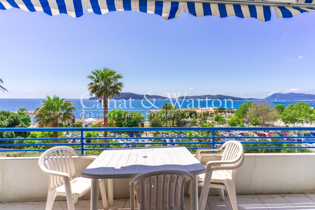 Apartment in Aguillon, Toulon, France 1 - 18148285