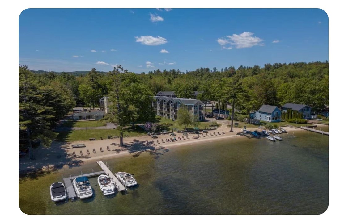 Condo in Gilford, New Hampshire, United States 1 - 18149850