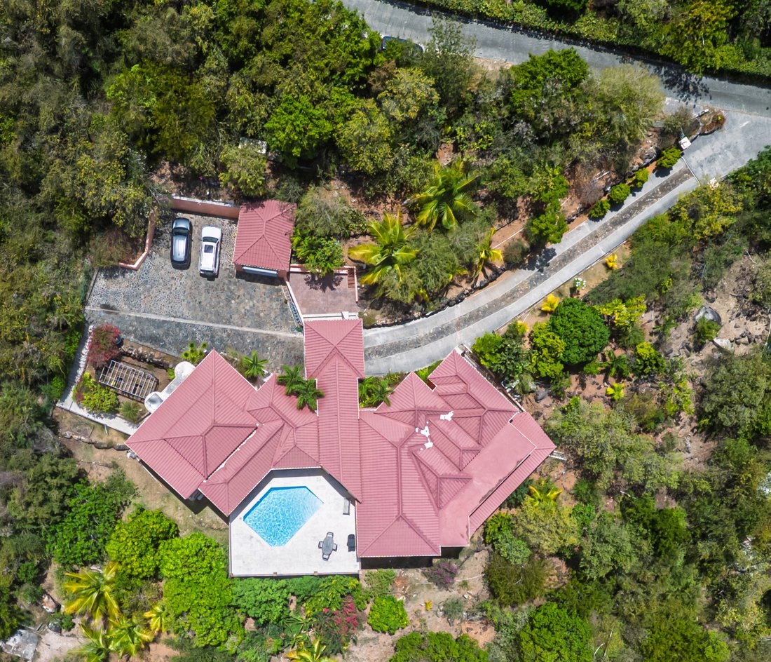 House in Parham Town, Tortola, British Virgin Islands 4 - 14388914