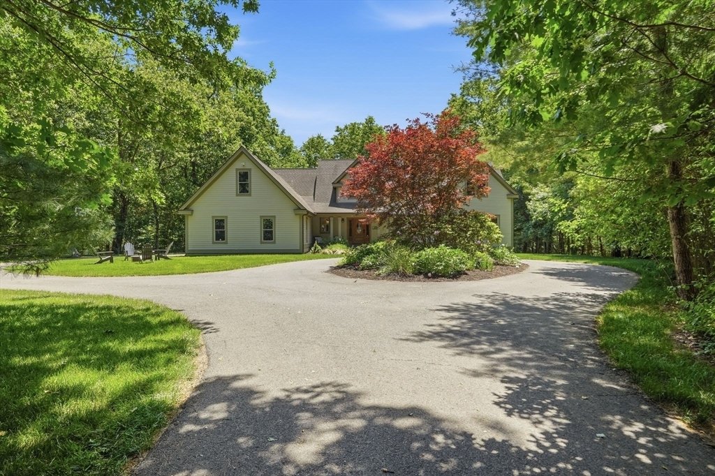 House in Amherst, Massachusetts, United States 3 - 18151521