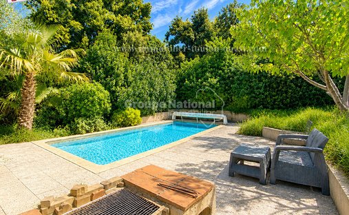 Villa in Le Faron-Fort-Rouge, Toulon, France 1