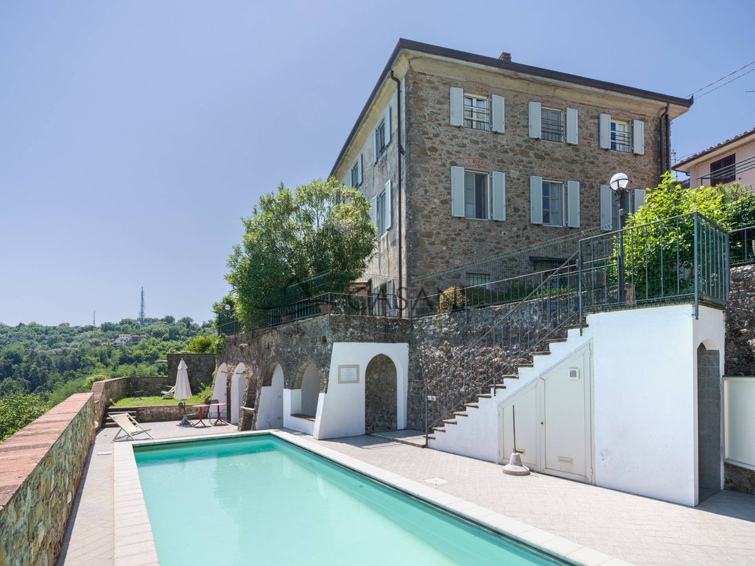 House in Camaiore, Tuscany, Italy 1 - 18150953
