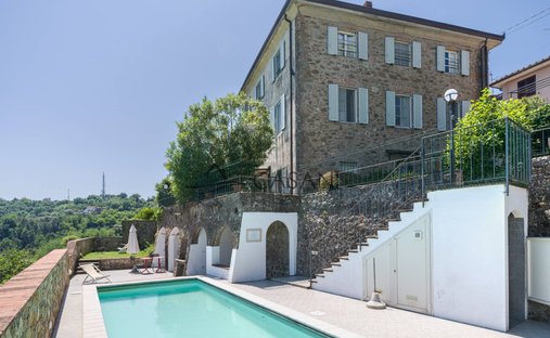 House in Camaiore, Tuscany, Italy 1