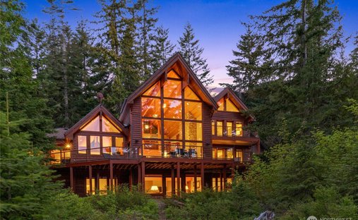 House in Easton, Washington, United States 1