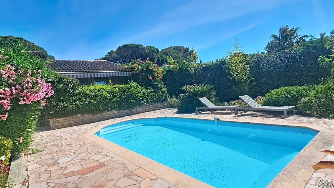 Villa in Exterieurs, Frejus, France 2 - 18148800