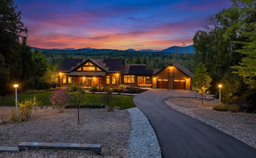 House in Albany, New Hampshire, United States 1