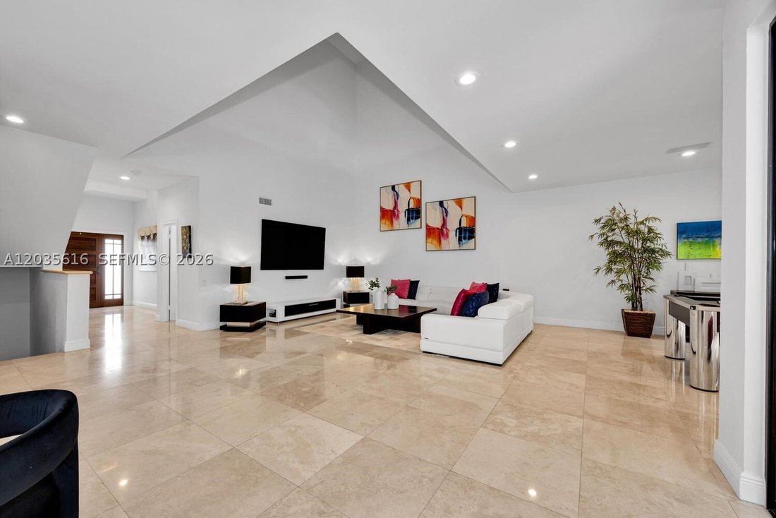 Townhouse in Miami, Florida, United States 4 - 18148806