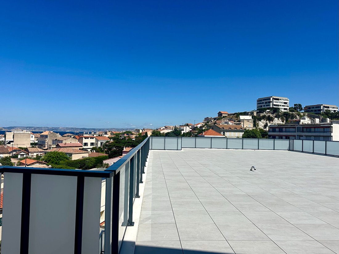 Apartment in Vieille Chapelle, 8e Arrondissement, Marseille 4 - 18070745