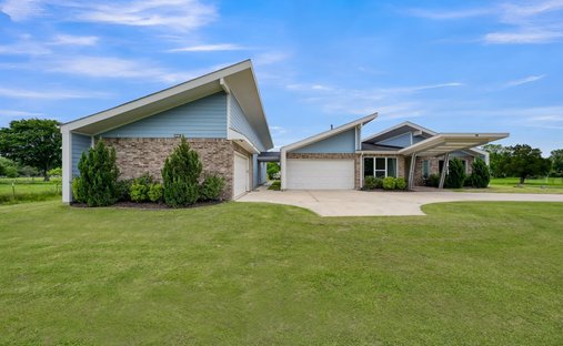 House in Fulshear, Texas, United States 1