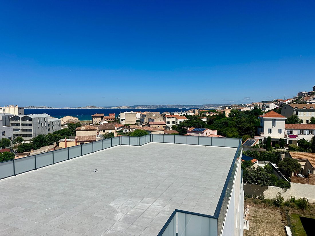 Apartment in Vieille Chapelle, 8e Arrondissement, Marseille 1 - 18070745