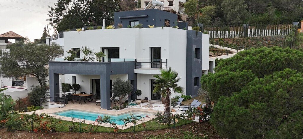 Villa in Elviria-Cabopino, Marbella, Spain 1 - 18150257