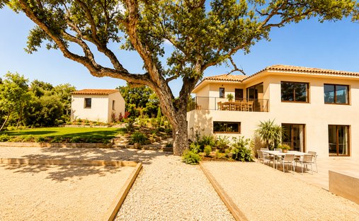 Villa à Fréjus, Provence-Alpes-Côte d'Azur, France 1