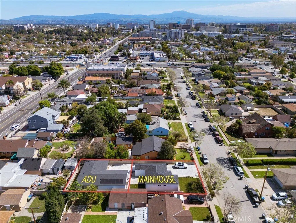 House in Santa Ana, California, United States 2 - 17543146