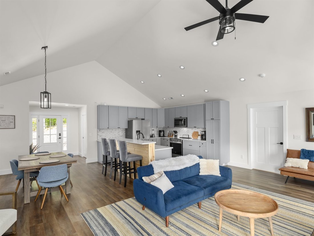 House in Nebo, North Carolina, United States 4 - 18151155