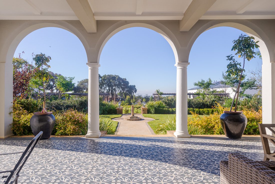 Apartment in Claremont, Cape Town, South Africa 4 - 18150596